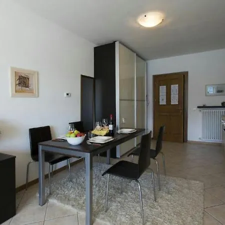 Sleeps 2 Pool * Regoledo
